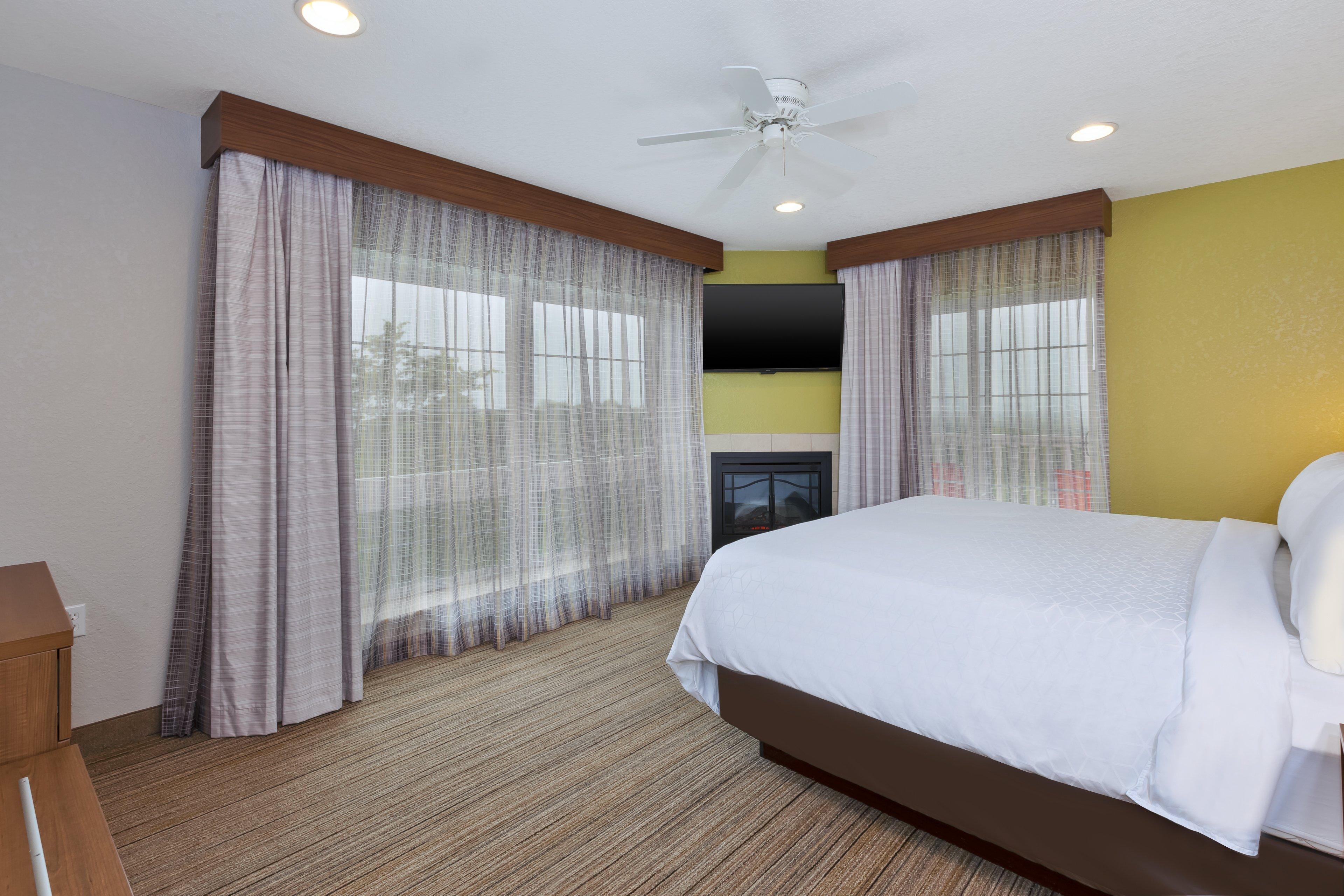 Holiday Inn Express Hotel & Suites Petoskey By Ihg Екстер'єр фото