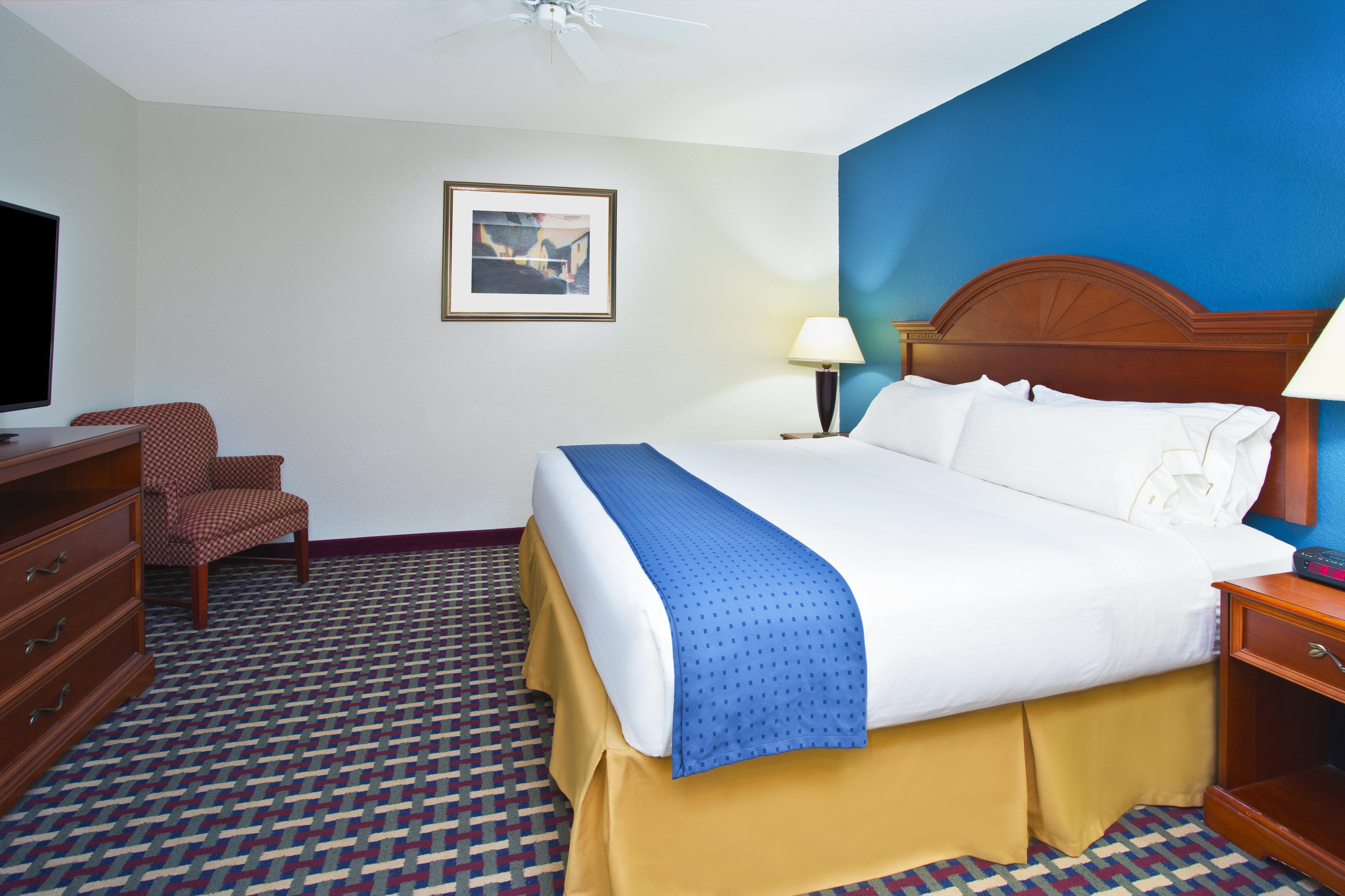 Holiday Inn Express Hotel & Suites Petoskey, An Ihg Hotel Екстер'єр фото