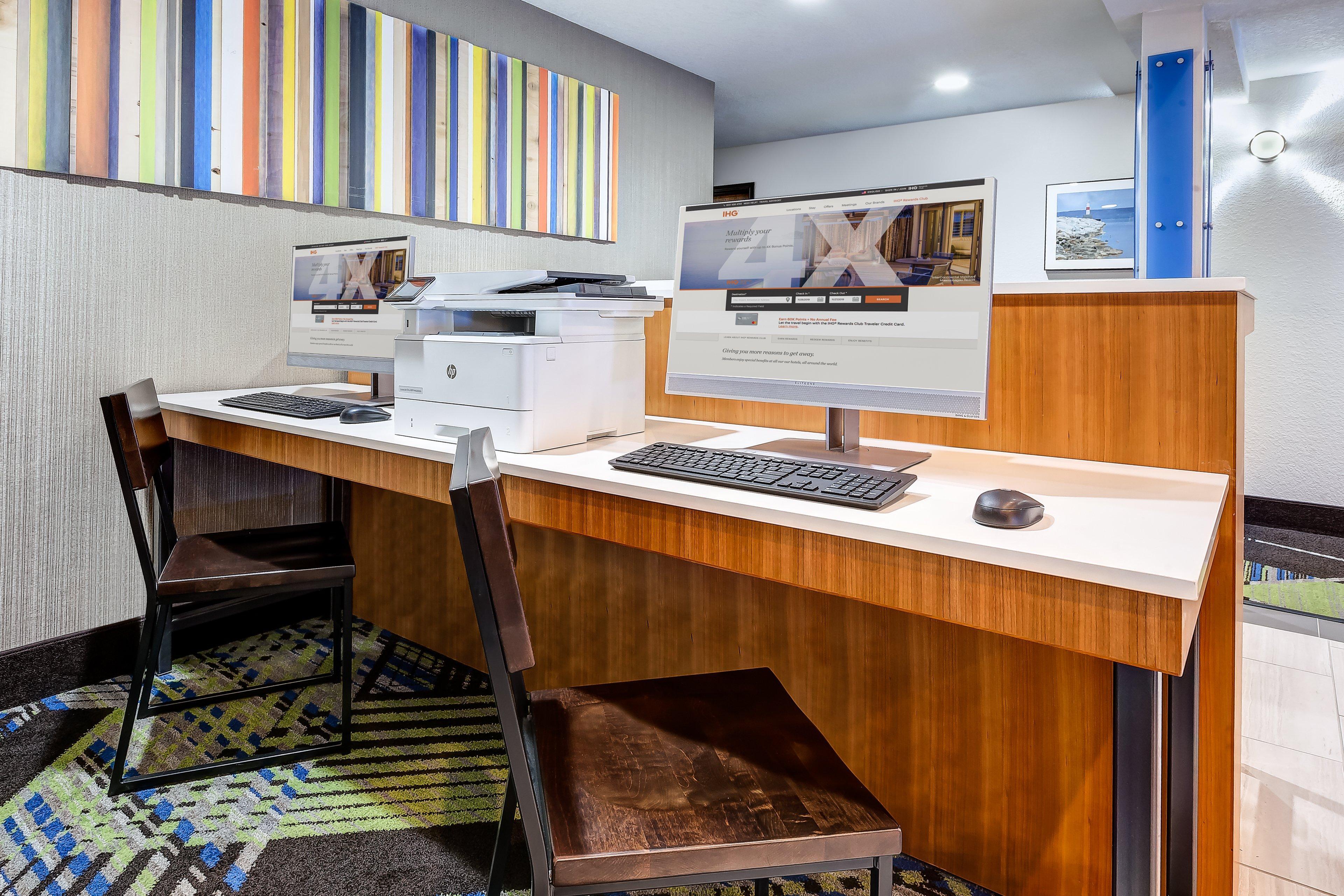 Holiday Inn Express Hotel & Suites Petoskey By Ihg Екстер'єр фото